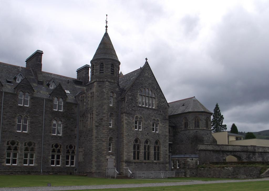 Raven Wing Apartments - Highland Club Scotland Fort Augustus Bilik gambar